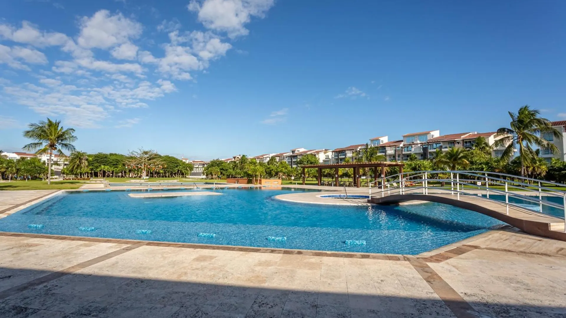 New !! Casa Miramar Ocean View 325 S Apts Playa del Carmen